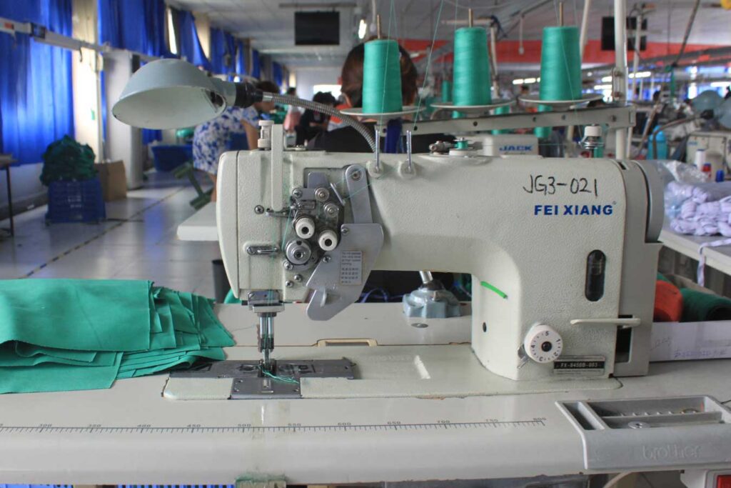double needle flat sewing machine